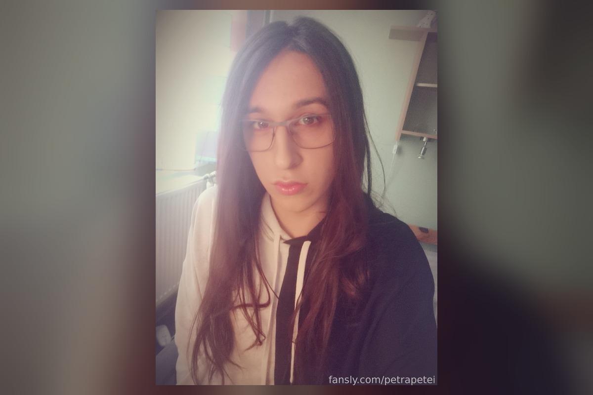 Petra - @petrapetei képernyőfotó