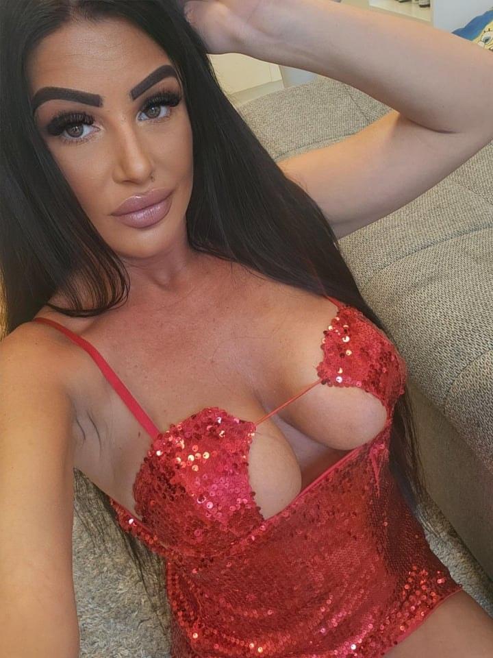 Liza Taylor képernyőfotó